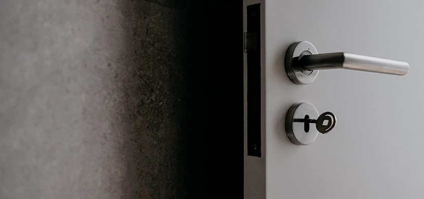 Front Door Handle Repair And Installation in Big Bear City, CA